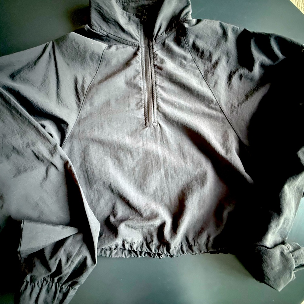 ALO Yoga Black Alumni Quarter-Zip Pullover